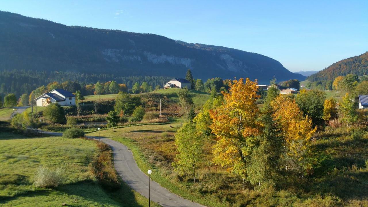 Les Chamois Apartment Lajoux Bagian luar foto