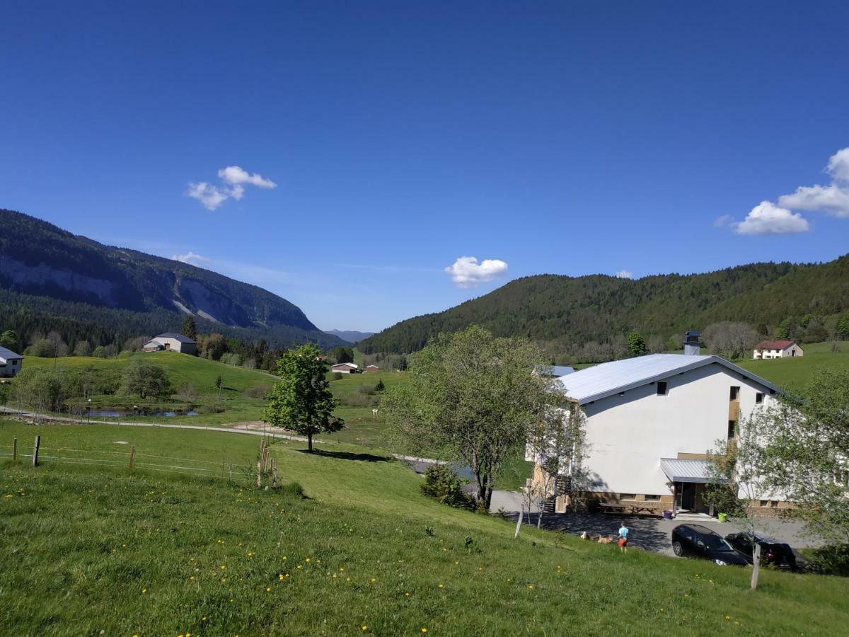 Les Chamois Apartment Lajoux Bagian luar foto