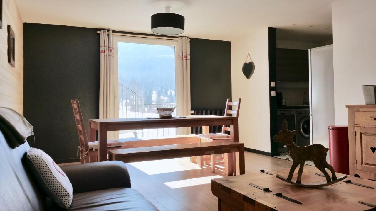 Les Chamois Apartment Lajoux Bagian luar foto